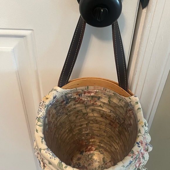 Longaberger Basket - Picture 2 of 5